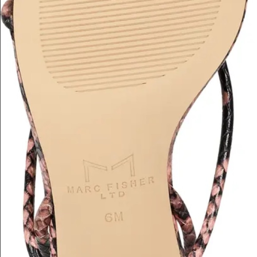 NWT ❤️ Jared Ankle Strap Sandal
MARC FISHER LTD - Picture 7 of 7